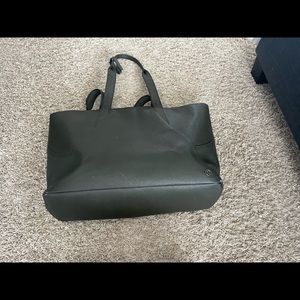 Lululemon olive green Tote